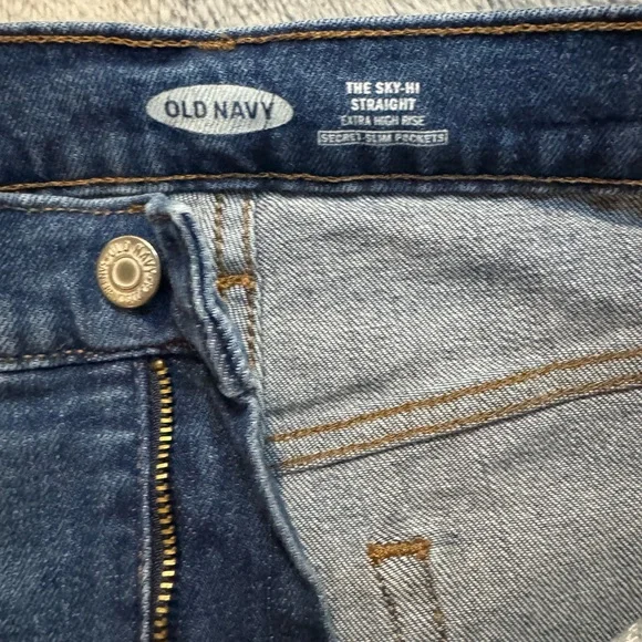 Old Navy Women's High Rise Dark Blue Jeans - Picture 3 of 5